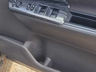 2008 Toyota Voxy II (R70), чёрный, 1750000 рублей, вид 2