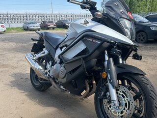 2012 Honda VFR 800X (Crossrunner), белый, 580000 рублей, вид 2