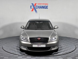 2010 Skoda Octavia II (A5) Рестайлинг, серый, 545000 рублей, вид 2