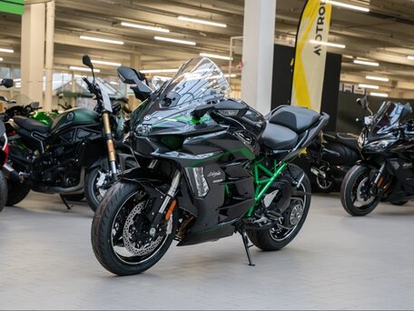 2026 Kawasaki Ninja H2 SX, чёрный, 3690000 рублей, вид 2