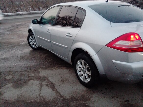 2007 Renault Megane II Рестайлинг, серебристый, 345000 рублей - вид 3