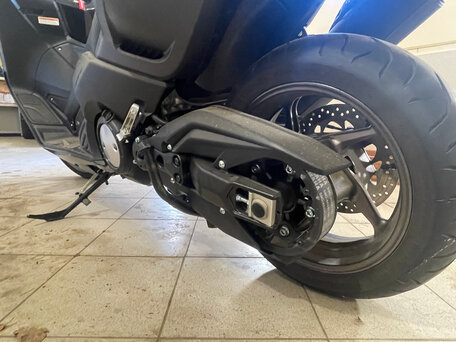 2014 Yamaha TMAX, чёрный, 950000 рублей, вид 4