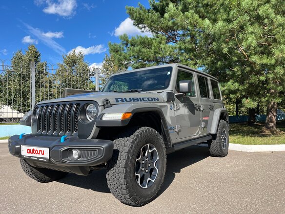 2022 Jeep Wrangler IV (JL), серый, 5850000 рублей - вид 4