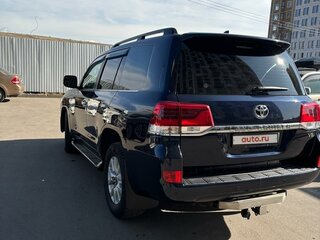 2018 Toyota Land Cruiser 200 Series Рестайлинг 2, синий, 6300000 рублей, вид 5