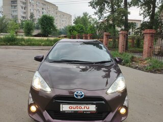 2015 Toyota Aqua I Рестайлинг, пурпурный, 960000 рублей, вид 2