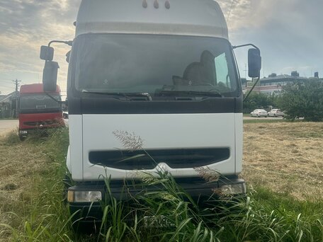 2004 Renault Premium, белый, 650000 рублей, вид 3