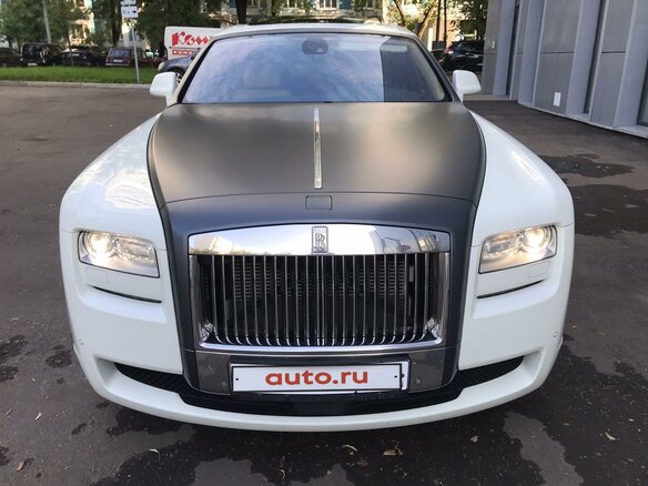 2012 Rolls-Royce Ghost I (Series I), белый, 13000000 рублей - вид 3