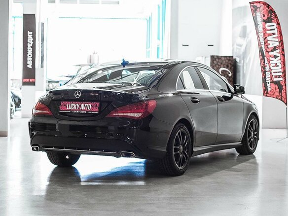 2013 Mercedes-Benz CLA 200 I (C117, X117), чёрный - вид 1