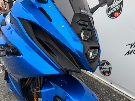 2024 Suzuki GSX-8R, синий, 940000 рублей, вид 5