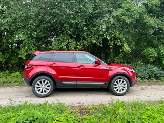 2017 Land Rover Range Rover Evoque I Рестайлинг, красный, 2500000 рублей, вид 1