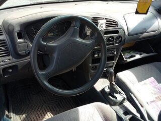 1998 Mitsubishi Mirage V, пурпурный, 130000 рублей, вид 5