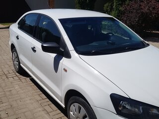 2020 Volkswagen Polo V Рестайлинг, белый, 1150000 рублей, вид 4