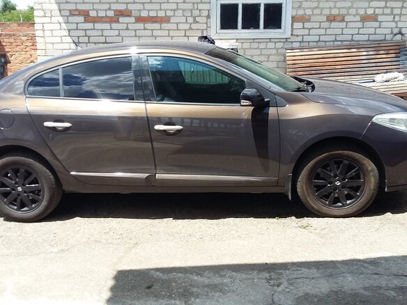 2012 Renault Fluence I, коричневый, 800000 рублей - вид 6