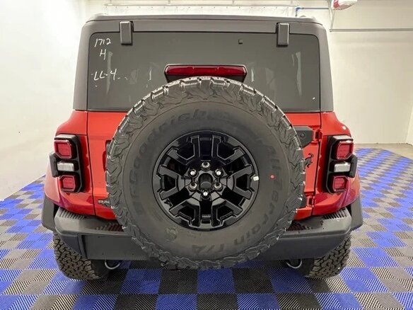 2024 Ford Bronco Raptor VI, оранжевый, 15165172 рублей - вид 4