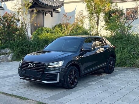 2020 Audi Q2 L I, серый, 1590000 рублей, вид 1