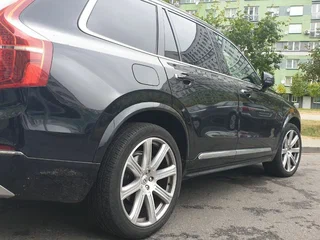 2018 Volvo XC90 II, чёрный, 4678075 рублей, вид 4