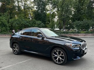 2022 BMW X6 30d III (G06), синий, 9250000 рублей, вид 4