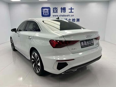 2023 Audi A3 Sportback 35 TFSI IV (8Y), серый, 1990000 рублей, вид 5