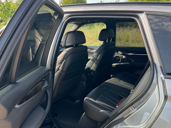 2017 BMW X5 30d III (F15), серый, 4100000 рублей - вид 9
