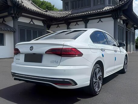2023 Volkswagen Bora IV (China Market) Рестайлинг, белый, 1555000 рублей, вид 5