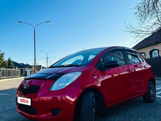 2008 Toyota Yaris II, красный, 600000 рублей, вид 1