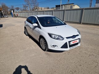 2014 Ford Focus III, белый, 1050000 рублей, вид 3