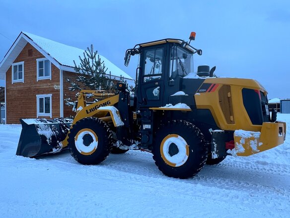 2022 LiuGong CLG 835H, жёлтый, 4600000 рублей - вид 3