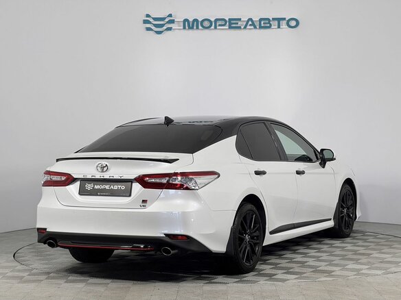 2021 Toyota Camry VIII (XV70) Рестайлинг, белый - вид 4