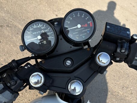 1990 Honda GB 400, белый, 324999 рублей, вид 3