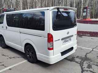 2015 Toyota HiAce H200 Рестайлинг, белый, 3333000 рублей, вид 5