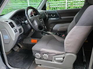 2005 Mitsubishi Pajero III Рестайлинг, чёрный, 1100000 рублей, вид 4