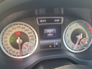 2015 Mercedes-Benz A-Класс 180 III (W176), чёрный, 1730000 рублей, вид 3