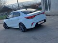 2017 Kia Rio IV, белый, 1400000 рублей - вид 4