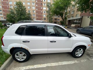 2004 Hyundai Tucson I, белый, 599000 рублей, вид 2