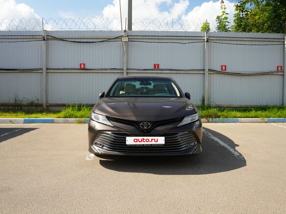 2019 Toyota Camry VIII (XV70), серый, 2369000 рублей