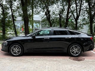 2021 Kia K5 III, чёрный, 2490000 рублей, вид 3