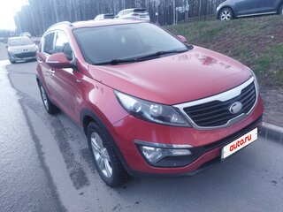 2013 Kia Sportage III, оранжевый, 900000 рублей, вид 3