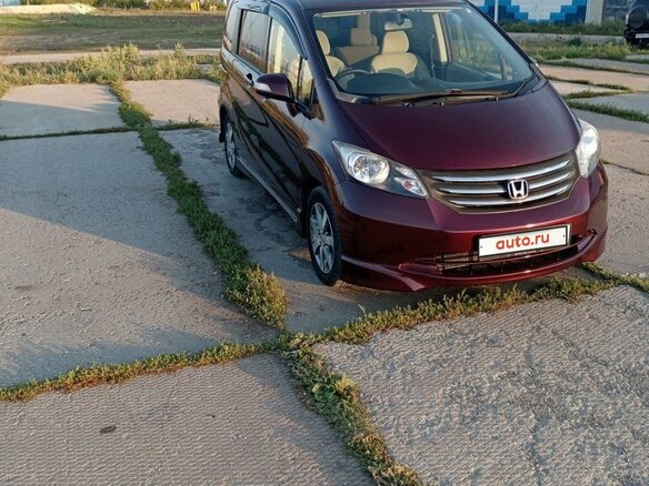 2008 Honda Freed I, пурпурный, 1190000 рублей - вид 3