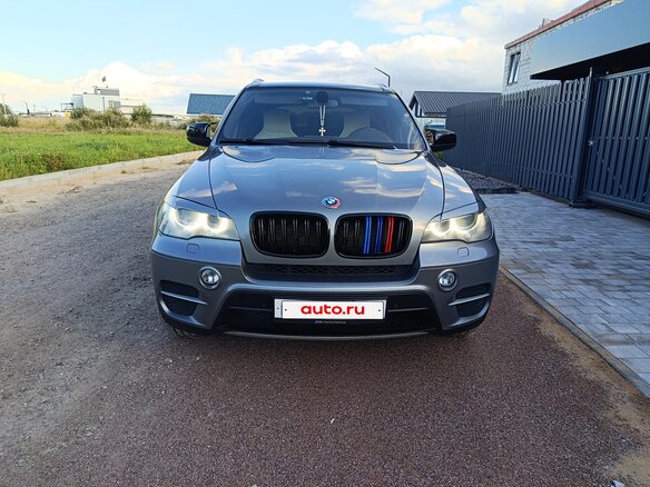 2012 BMW X5 30d II (E70) Рестайлинг, серый, 2000000 рублей - вид 2