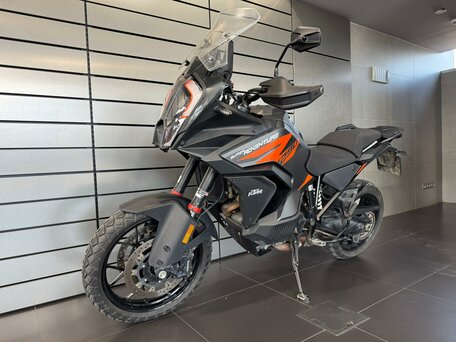 2022 KTM 1290 Super Adventure S, чёрный, 1440000 рублей, вид 4