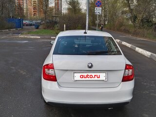 2017 Skoda Rapid I, белый, 800000 рублей, вид 4