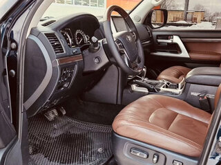 2016 Toyota Land Cruiser 200 Series Рестайлинг 2, синий, 4500000 рублей, вид 4