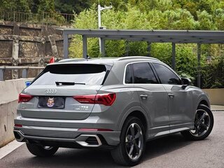 2022 Audi Q3 35 TFSI II (F3), серый, 2240000 рублей, вид 5