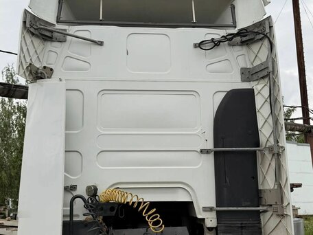 2005 Renault Premium, белый, 800000 рублей, вид 3
