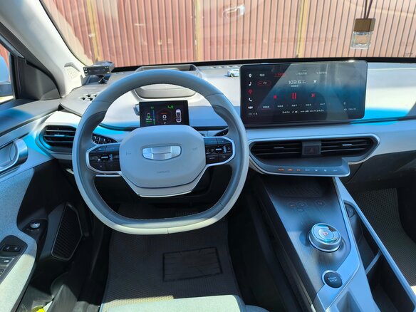 2020 Geely Geometry A 62kWh, голубой, 1899999 рублей - вид 10