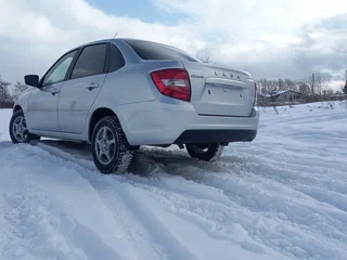 2023 Lada (ВАЗ) Granta I Рестайлинг, серебристый, 985000 рублей, вид 4