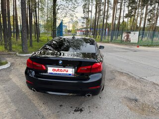 2017 BMW 5 серии 520d VII (G30/G31/G38), чёрный, 2870000 рублей, вид 4