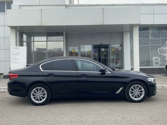 2019 BMW 5 серии 520i VII (G30/G31/G38), чёрный - вид 3