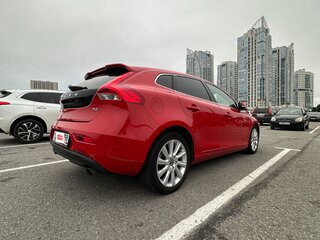 2015 Volvo V40 II, красный, 1500000 рублей, вид 5