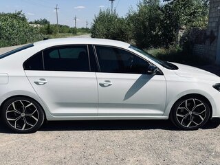 2021 Volkswagen Polo VI, белый, 1650000 рублей, вид 4